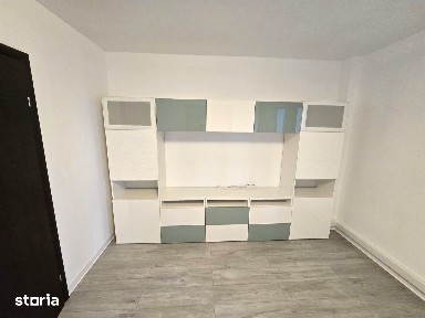 Apartament cu 2 camere complet renovat | Loc de parcare - Otopeni