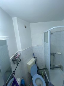 Vand Garsoniera Prundu Etaj 1 Mobilata Gaze Pret 25000€