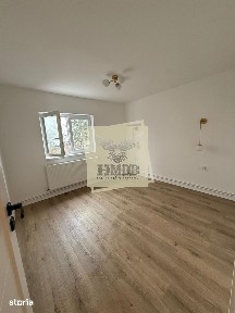 Apartament 3 camere 2 bai etaj 1 Strand