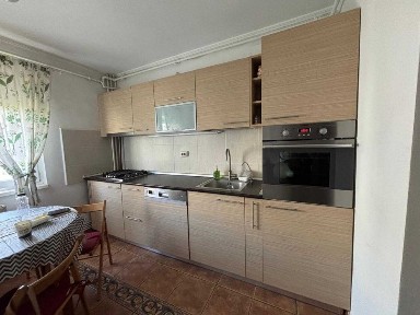 Apartament 2 camere in Tei -Lizeanu, Strada Deleni, Centrala termica, Spatios, decomandat