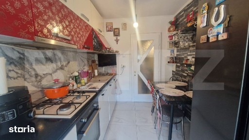Apartament 4 camere lux Codlea, etaj intermediar, mobilat, parcare si