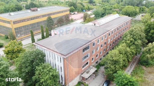 Patrimoniu Industrial, teren si clădiri, lângă Castelul Corvinilor