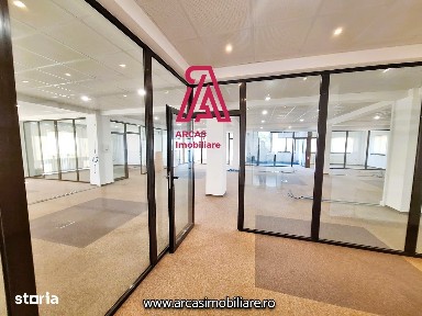 Imobil comercial de inchiriat | 3 etaje | 950 mp | Ultracentral!