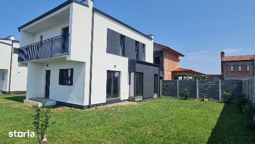 Proprietar! Duplex despartit de camera tehnica, 117 mp utili