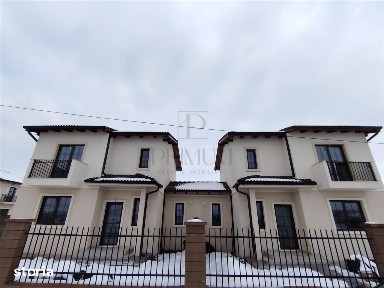Duplex despartit prin camera tehnica - toate utilitatile- zona excelen