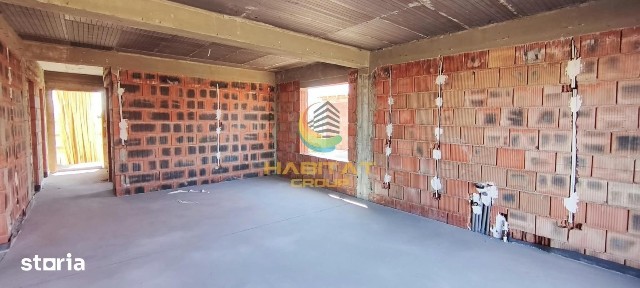 Casa parter+ pod/ 4 camere / 385 mp teren / Berceni- Vidra