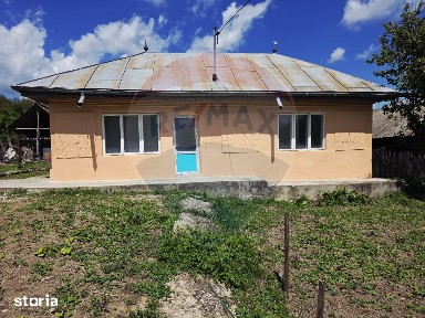Casa de vanzare in sat Botesti, com. Ungureni, jud. Bacau.