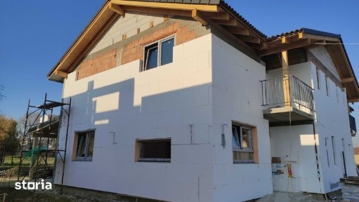 Casa de vanzare Sibiu - Sura Mare cu teren de 320mp.