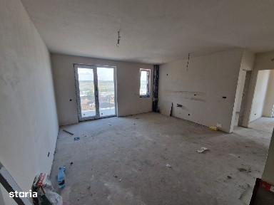 Apartament 3 camere, 2 bai, terasa 21 mp zona Vivo