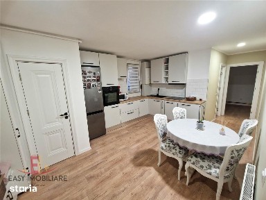 Apartament 3 camere, renovat, UMF, Spital, central, lift, Targu Mure