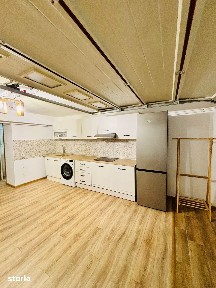 Apartament 4 camere de închiriat - zona Trocadero, str. Poporului