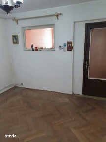 vand apartament (la H-uri) 4 camere, Maratei, 81 mp +boxa
