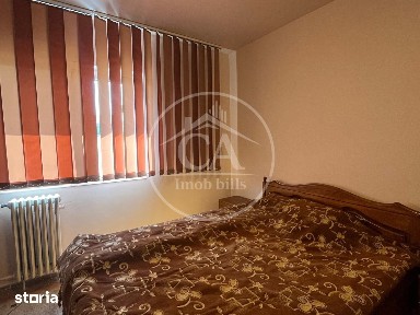 Apartament cu 3 camere de vânzare în zona Rogerius, Oradea