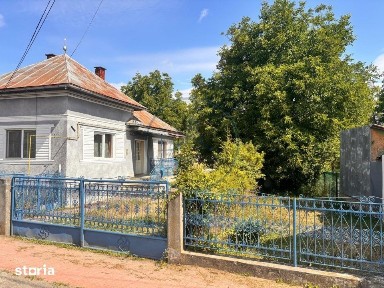 Casa cu teren 2.200 mp - Beclean