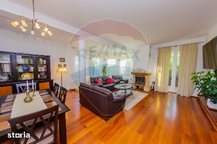 Casă elegantă în zonă exclusivistă, cu priveliște de vis