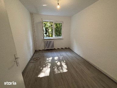 Vand apartament 2 camere Manastur