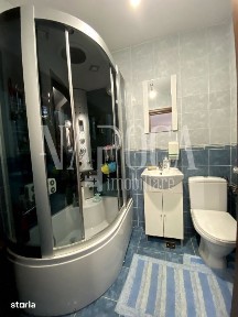 Apartament 3 camere de vanzare in Floresti