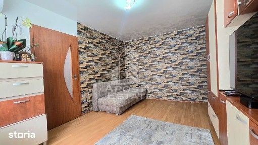 Apartament cu 2 camere de vanzare, etaj intermediar, zona Dacia