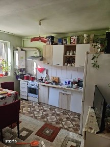 Apartament de vanzare 2 camere 38mp balcon 6mp zona Florilor