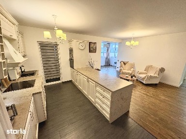 Penthouse de vanzare 6 camere terasa 150mp zona Floresti Stejarului