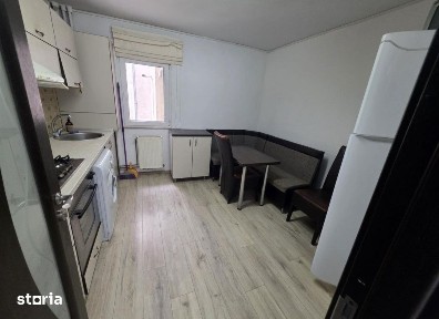 etaj 2 ap 2 camere decomandat 60mp bloc 1988 zona Cug