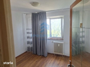 Apartament 2 Camere Lujerului 5 min Metrou etaj intermediar Investitie