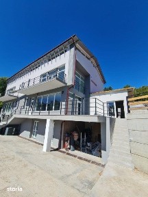 Casa cuplata, 400 mp utili si 650 mp de teren, sat Tauti