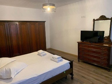 Apartament cu 2 dormitoare in centrul istoric de inchiriat