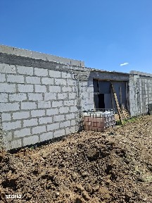 Casă, aeroport (str.Aviatorilor)