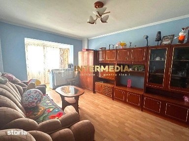 Vanzare Apartament 4 camere Deco CETATE Mercur 2 bai 90 mp cu balcon s
