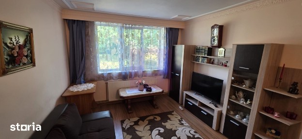 Apartament cu 2 camere de vanzare in Sinaia