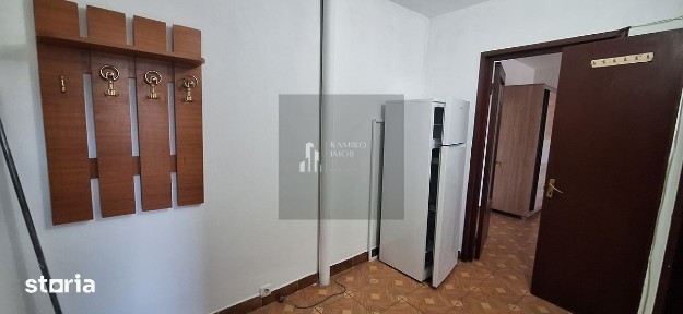 Garsoniera decomandata etaj 1- 6 minute Metrou Piata Sudului
