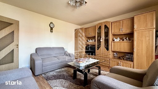 Apartament de vanzare cu 3 camere, decomandat, Aradului Timisoara