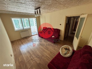 Apartament 3 camere, 66 mp, Vest, Str. Isaccei, 2 bai