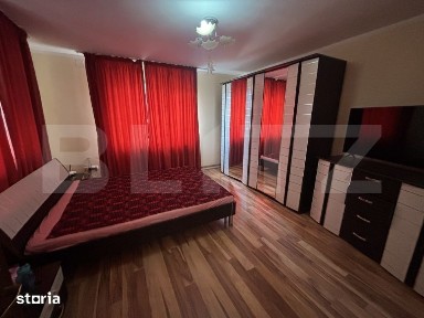 Casa + Spatiu comercial, 566 mp - in Bradet