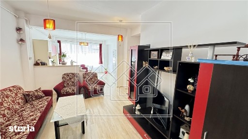 Apartament de vanzare cu 3 camere, balcon + parcare, mobilat si utilat