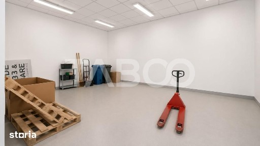 Spatiu comercial renovat de inchiriat cu 2 camere 120mp Sibiu
