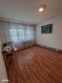 De vanzare apartament cu 2 camere si balcon, zona Cresei 44900euro
