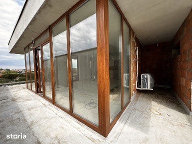 Penthouse cu terasa de 45mp, 3 camere - Timisoara