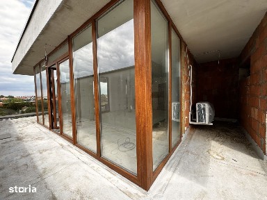 Penthouse cu terasa de 45mp, 3 camere - Timisoara