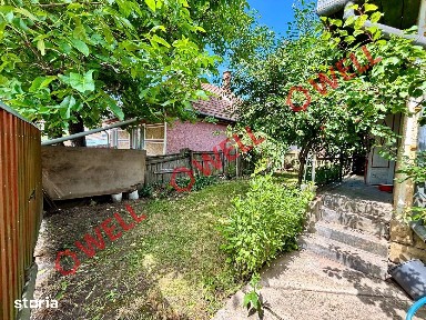 Casă familială de vânzare în Cătălina!