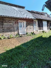 Casa traditionala si teren in s.f de 712 mp, Com. Șieu, langa biserica