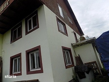 Proprietar vand casa/vila/pensiune in Vatra Dornei- direct la strada!