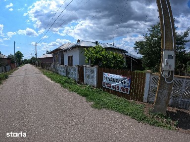 Casa si teren in comuna Vedea
