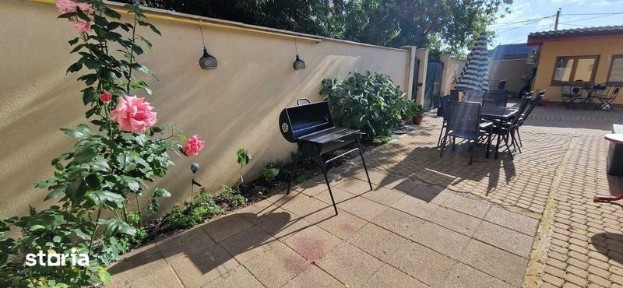 Casa + anexa, singur in curte, zona Piata Mica. Disponibil imediat