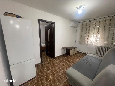 Apartament 2 camere, 31 mp, renovat, mobilat si utilat, langa Piata Va