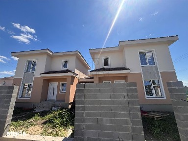 DUPLEX DESPARTIT PRIN GARAJ, MOSNITA NOUA, BUCATARIE INCHISA
