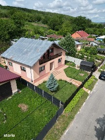 Villa Uricani 805 mp Teren