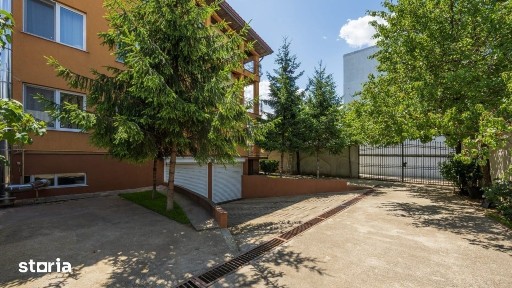 Vila individuala de vanzare in Pipera