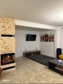 Cabana de vanzare in Muntele Baisorii aproape de partie